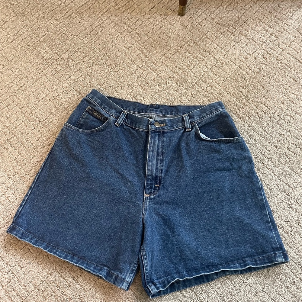 Vintage Wrangler Denim Women's Shorts — Size 14 / fits like a large or XL